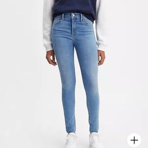 Levi’s 720 high rise super skinny